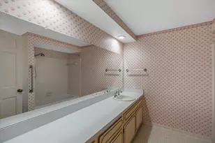 34284 Thornbrook St, Farmington Hills, MI 48335 - Photo 19