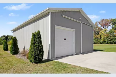 6715 Pine Road, Benton Harbor, MI 49022 - Photo 31