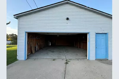 121 E Ypsilanti Avenue, Pontiac, MI 48340 - Photo 23