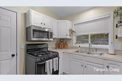 2595 Walker Woods Court NW, Grand Rapids, MI 49544 - Photo 9