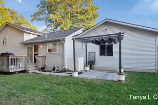 2595 Walker Woods Ct NW, Grand Rapids, MI 49544 - Photo 33