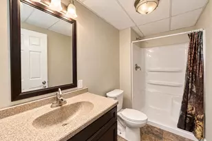 3240 Quarry Ridge Ct, Kalamazoo, MI 49004 - Photo 29
