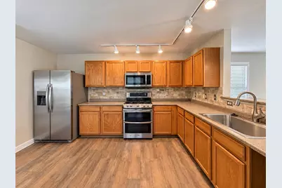 3240 Quarry Ridge Court, Kalamazoo, MI 49004 - Photo 7