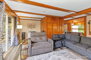 8621 Beachler Rd NE, Greenville, MI 48838 - Photo 7