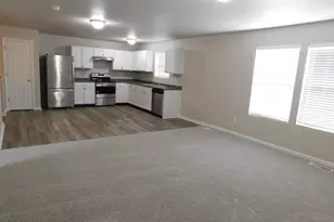 150 Grandview St, Galesburg, MI 49053 - Photo 7
