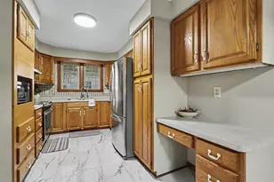 23 Peckham St, Coldwater, MI 49036 - Photo 5