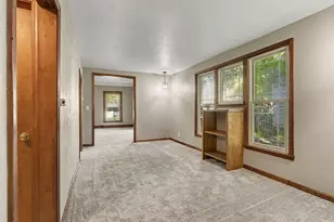 23 Peckham St, Coldwater, MI 49036 - Photo 3