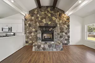 210 W Grove Ave, Michigan Center, MI 49254 - Photo 9