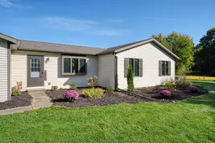 8654 McCain Rd, Parma, MI 49269 - Photo 3