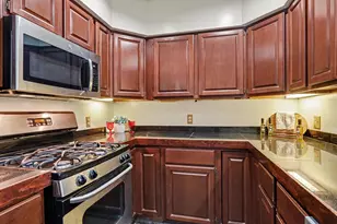 3374 Bent Trail Dr, Ann Arbor, MI 48108 - Photo 9