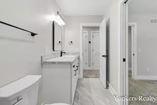 216 Leonard St, Belding, MI 48809 - Photo 17