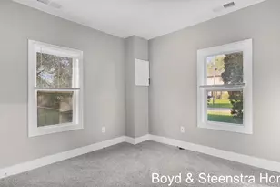 110 Peony St SW, Grand Rapids, MI 49548 - Photo 17