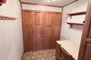836 N Cherry St, Evart, MI 49631 - Photo 15