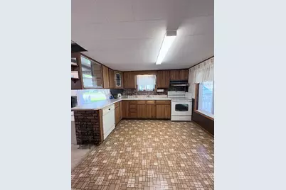836 N Cherry Street, Evart, MI 49631 - Photo 3