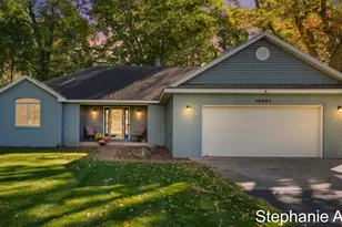 10461 Valley Ct, Stanwood, MI 49346 - Photo 1