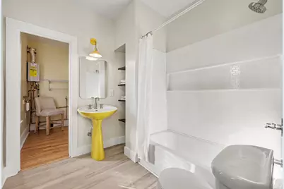 106 E McKay Street, Saline, MI 48176 - Photo 13