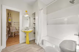 106 E McKay St, Saline, MI 48176 - Photo 13