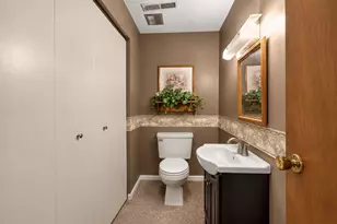 1942 Warren Ave, Jackson, MI 49203 - Photo 17