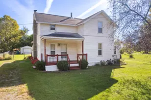 10605 Hickory St, Morenci, MI 49256 - Photo 1