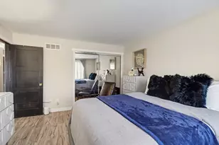 29233 Wellington Ct, Southfield, MI 48034 - Photo 13