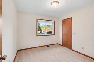 2940 Bramble Dr, Kalamazoo, MI 49009 - Photo 13