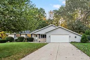 2940 Bramble Dr, Kalamazoo, MI 49009 - Photo 1