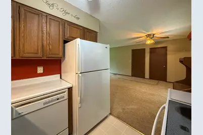 384 Maple Street, Coloma, MI 49038 - Photo 7