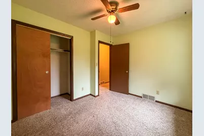 384 Maple Street, Coloma, MI 49038 - Photo 15