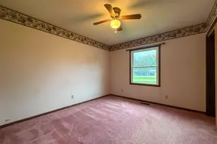 384 Maple St, Coloma, MI 49038 - Photo 11