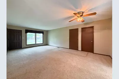 384 Maple Street, Coloma, MI 49038 - Photo 3
