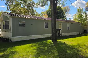 606 Bjornson St, Big Rapids, MI 49307 - Photo 3