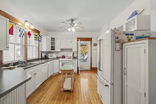107 Park Ave, South Haven, MI 49090 - Photo 15