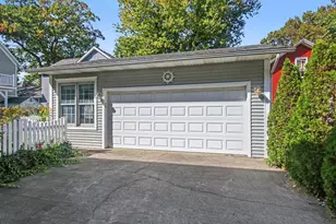 107 Park Ave, South Haven, MI 49090 - Photo 29
