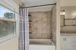 6879 Gettysburg Dr, Hudsonville, MI 49426 - Photo 13
