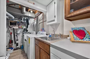 819 Park Ave, Lincoln Park, MI 48146 - Photo 25