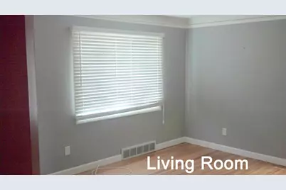 660 E Robert Avenue, Hazel Park, MI 48030 - Photo 5