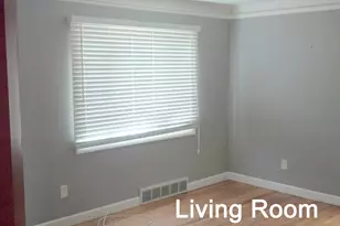 660 E Robert Ave, Hazel Park, MI 48030 - Photo 5