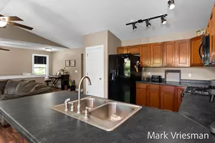 1032 W Barney Ave, Muskegon, MI 49441 - Photo 21