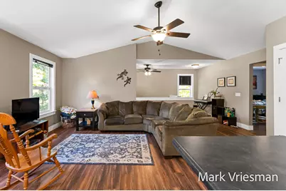 1032 W Barney Avenue, Muskegon, MI 49441 - Photo 19
