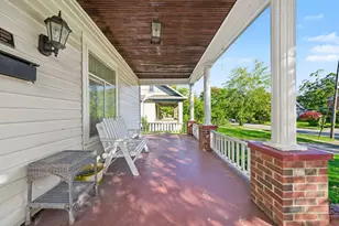 206 W Front St, Buchanan, MI 49107 - Photo 3