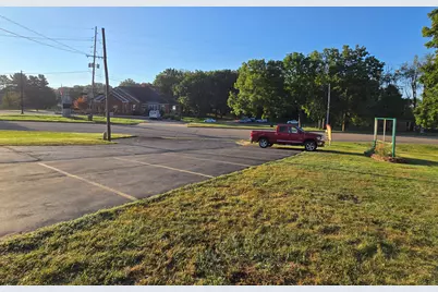 2900 Spring Arbor Road, Jackson, MI 49203 - Photo 11