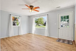 113 N 28th St, Battle Creek, MI 49015 - Photo 3