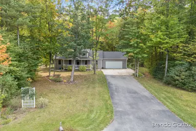 9642 Hummingbird Court, Howard City, MI 49329 - Photo 47