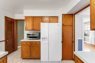 455 Maryland Ave NE, Grand Rapids, MI 49503 - Photo 11