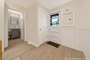 2141 Apple Ave NW, Grand Rapids, MI 49504 - Photo 15