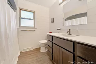 2141 Apple Ave NW, Grand Rapids, MI 49504 - Photo 19