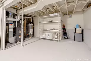 2141 Apple Ave NW, Grand Rapids, MI 49504 - Photo 27