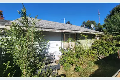 1735 Maywood Avenue, Manistee, MI 49660 - Photo 3