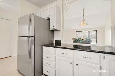 950 Village Court, Holland, MI 49423 - Photo 7