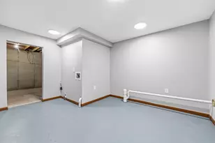 6083 Fairgrove St, Kalamazoo, MI 49009 - Photo 41